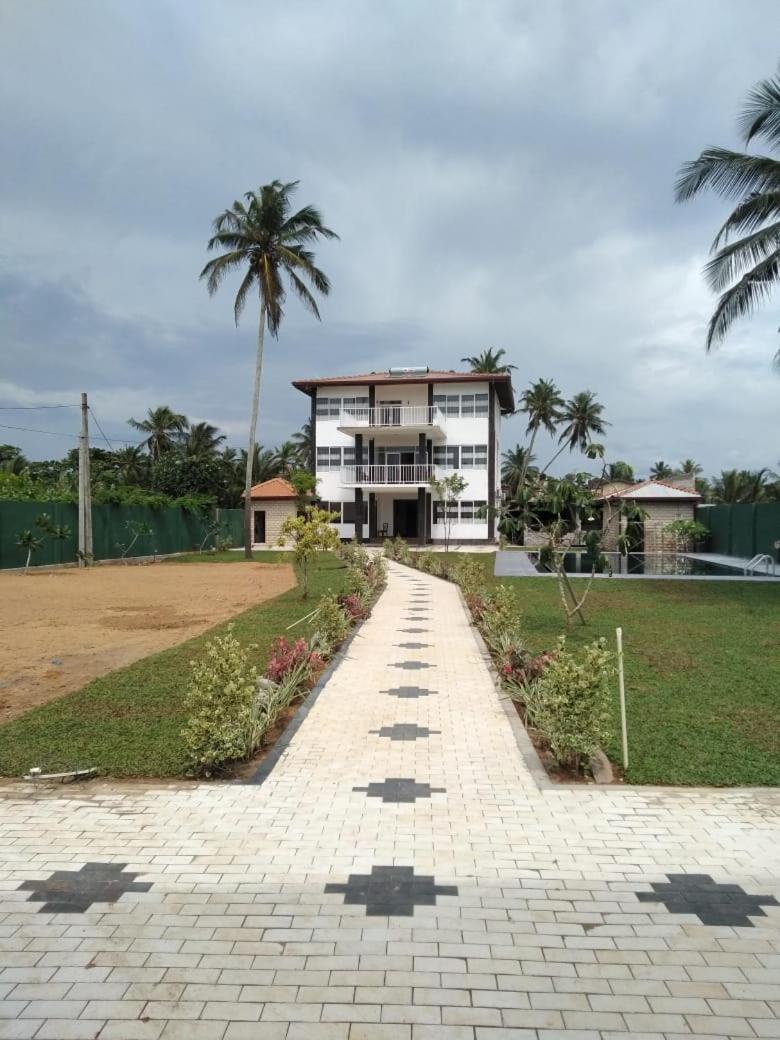 Blue Beach Villa Wadduwa Exterior photo